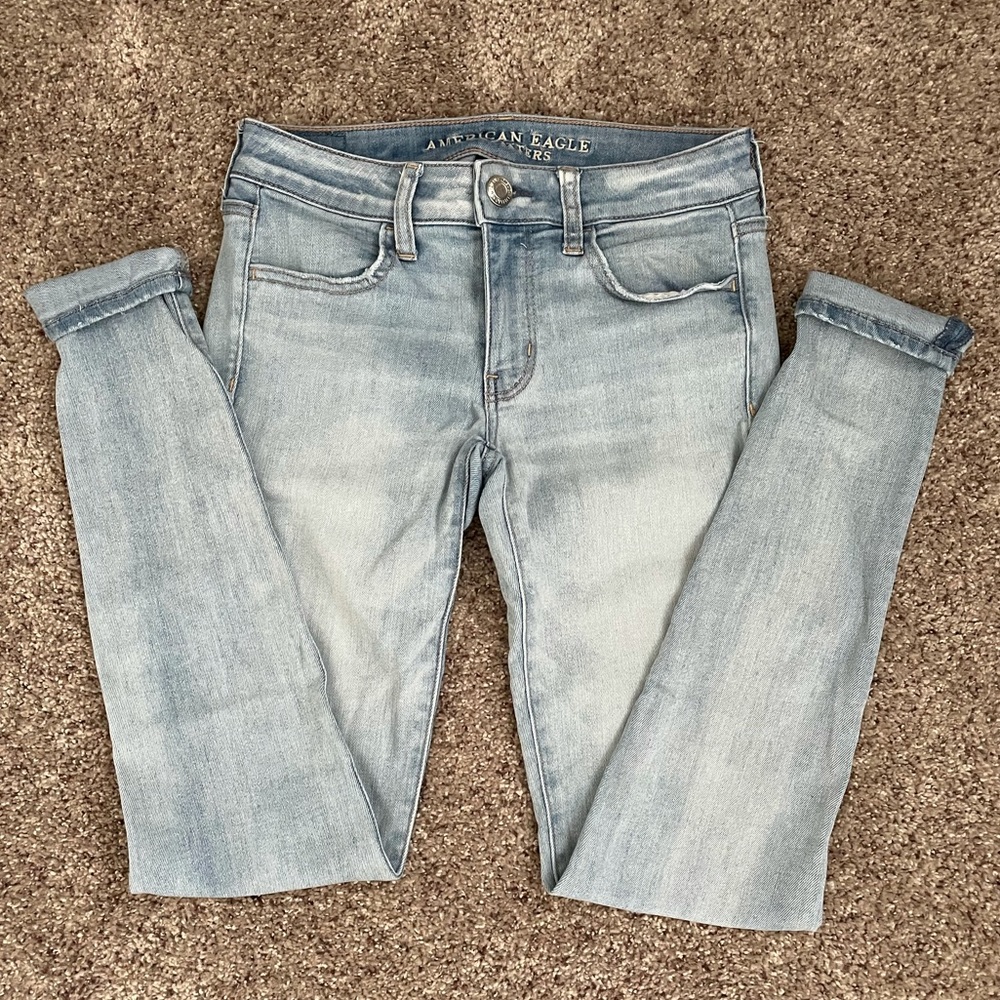 American Eagle Light Skinny Jeans Size 4
